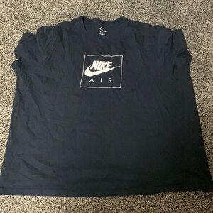 Men’s Nike tshirt